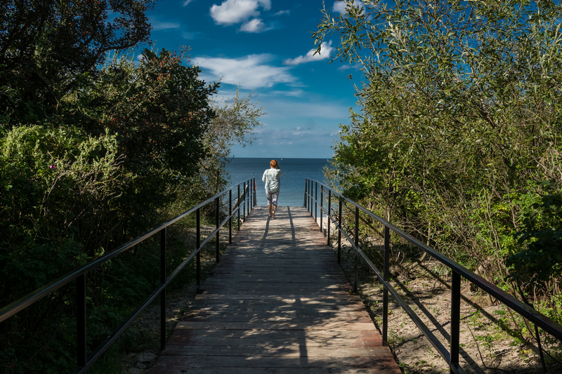 Wejście na plażę w Ustroniu Morskim