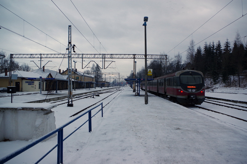 Dworzec PKP w Zakopanem zimą