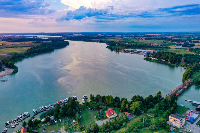 Jezioro Śniardwy - największe jezioro na Mazurach i w Polsce