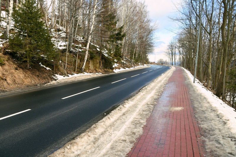 Droga w Karpaczu z anomalią grawitacji