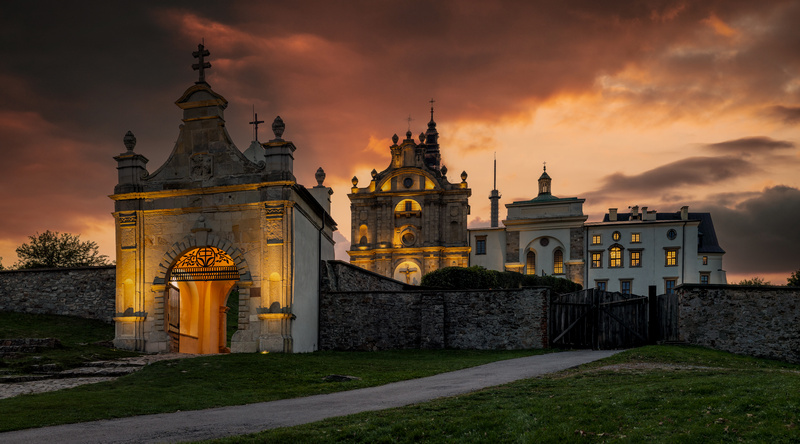 Święty Krzyż Klasztor Misjonarzy Oblatów Maryi Niepokalanej