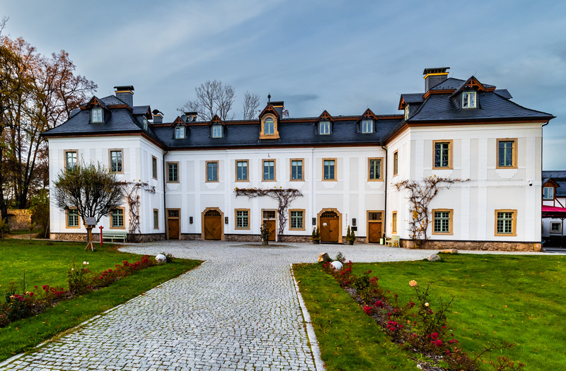 Pałac Pakoszów w Piechowicach