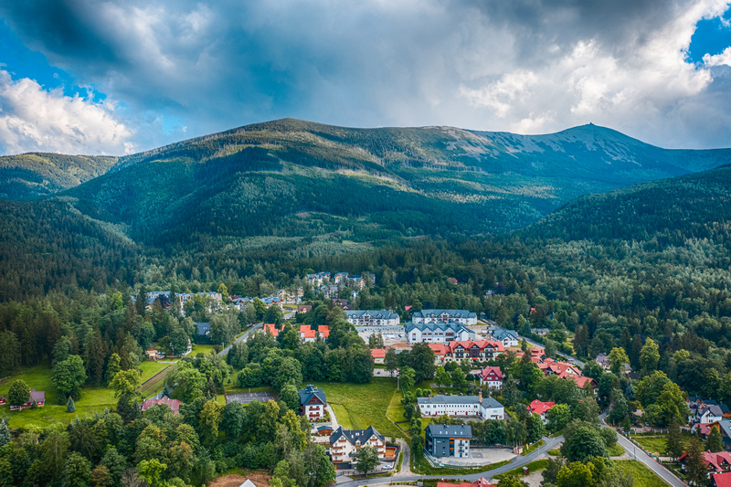 Panorama Karpacza z góry