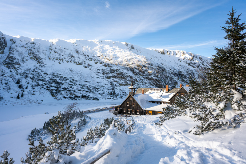 Schronisko Samotnia zimą