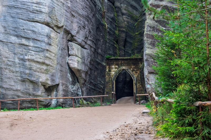 Skalne Miasto Adrspach w Górach Stołowych