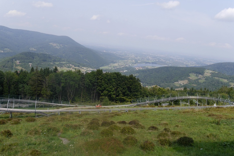 Tor saneczkowy latem