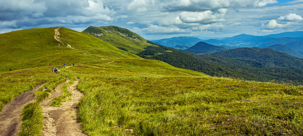 Najpiękniejsze szlaki w Bieszczadach – rzuć wszystko i jedź w Bieszczady!