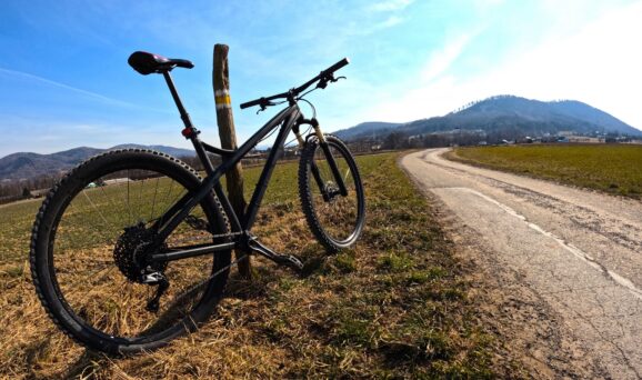 Wybierasz się rowerem w góry? Sprawdź te górskie trasy rowerowe!