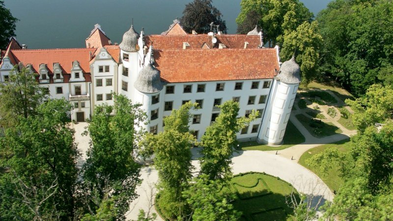 Hotel w zamku rycerskim w Krągu