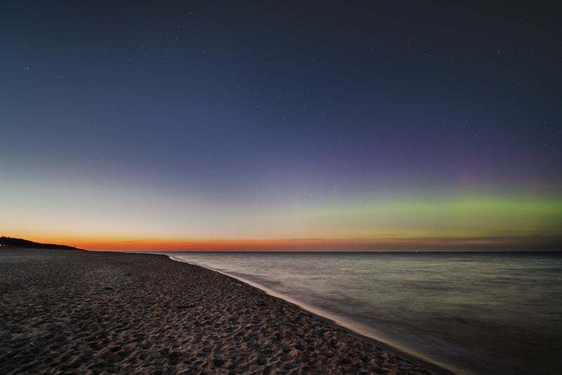 Zorza Polarna na plaży nad Bałtykiem