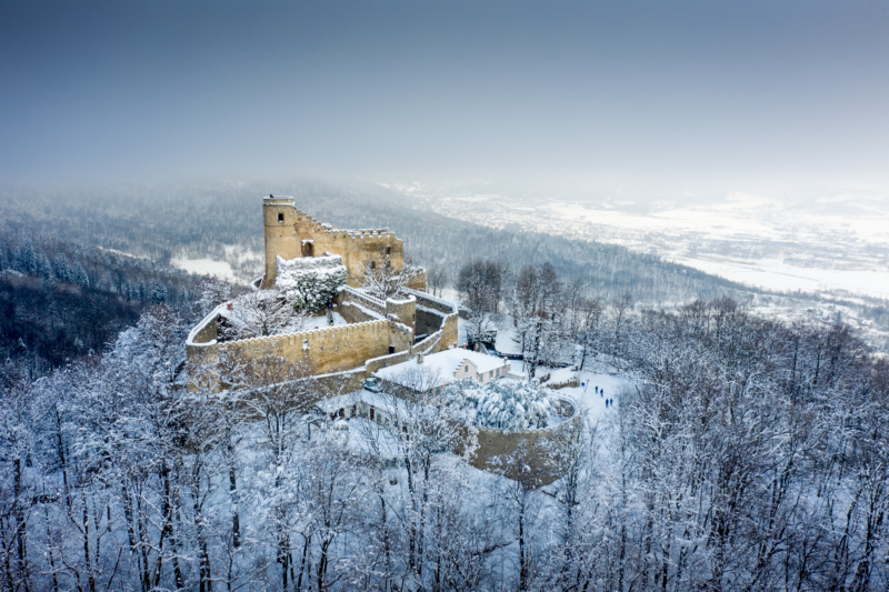 Zamek Chojnik zimą