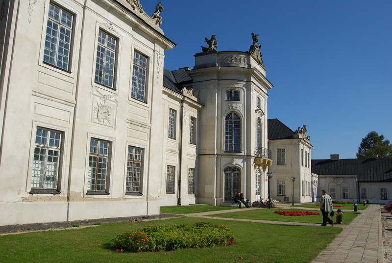 Front Pałacu Potockich w Radzyniu Podlaskim