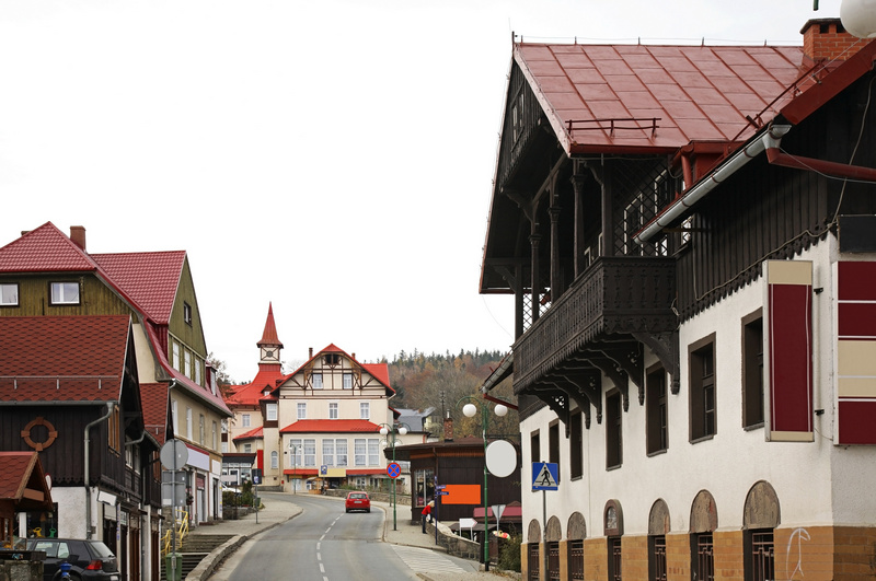 Główna ulica w centrum Karpacza