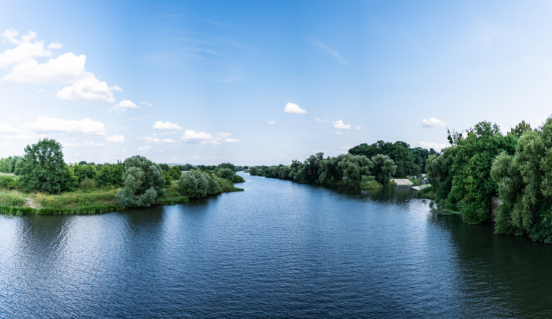 Odra płynąca przez Opolszczyznę