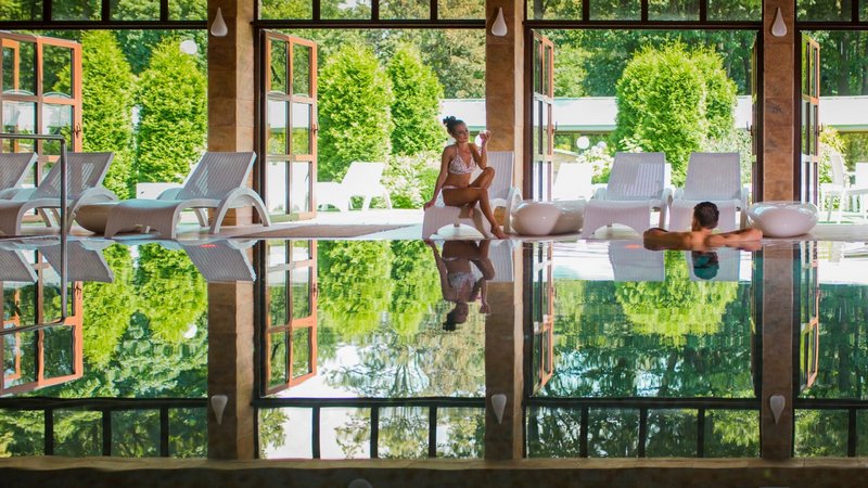 Basen w hotelu spa tylko dla dorosłych Manor House