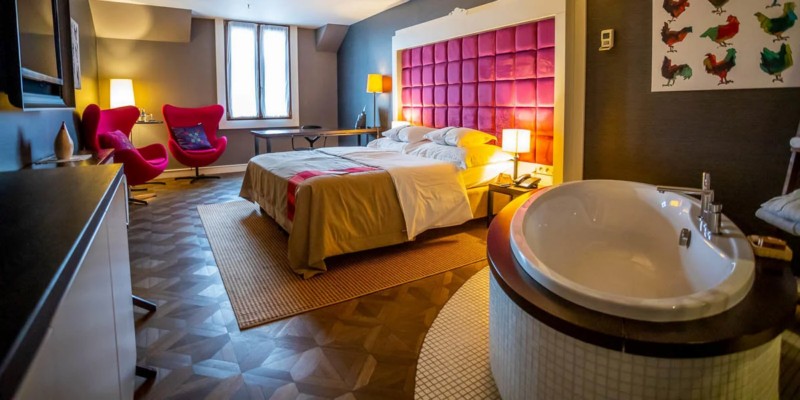 Pokój w pięciogwiazdkowym hotelu Bristol Tradition & Luxury