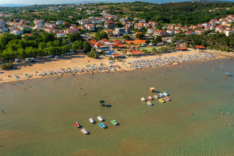 Rajska Plaża na wyspie Rab w Chorwacji