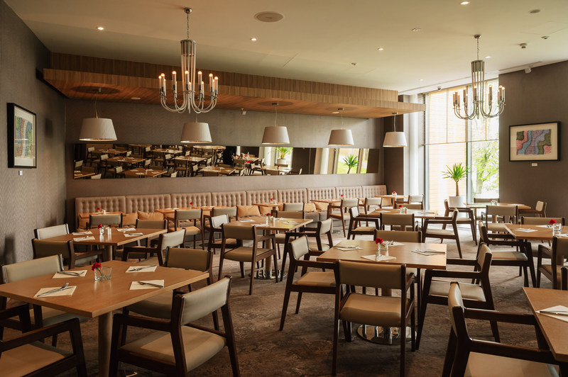 Restauracja w luksusowym Grand Hotel Tiffi w Iławie