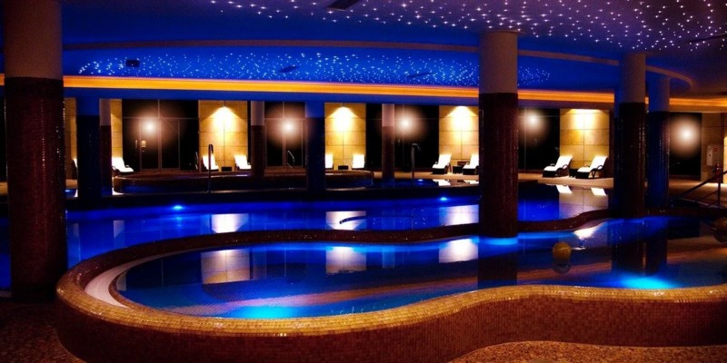 Strefa basenowa w luksusowym Havet Hotel Resort & SPA
