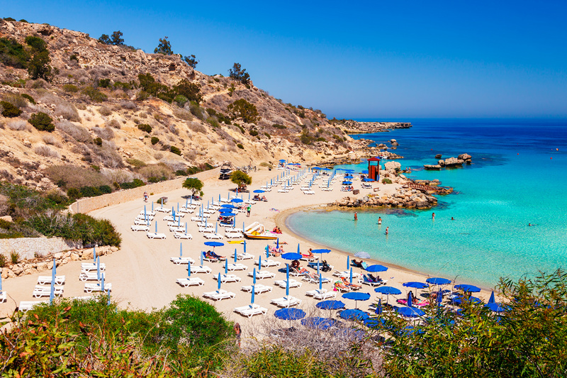 Nissi Beach - piękna plaża na Cyprze
