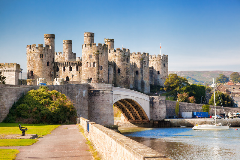 Piękny zamek europejski Conwy w Walii