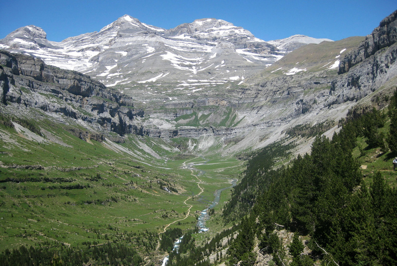 Masyw Trzech Sióstr w Pirenejach