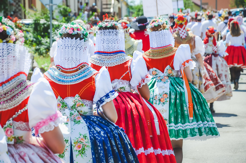 Tradycyjne czeskie stroje podczas parady