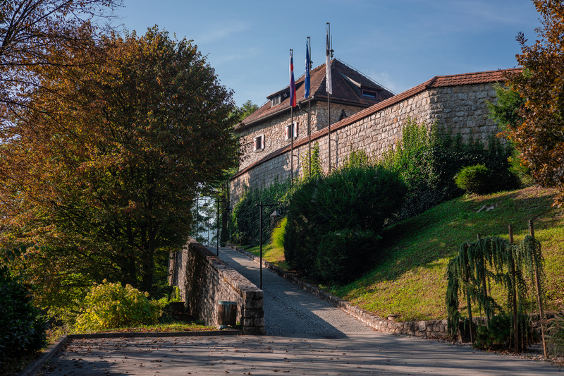Zamek Tabor atrakcja miejscowości Lasko w Słowenii
