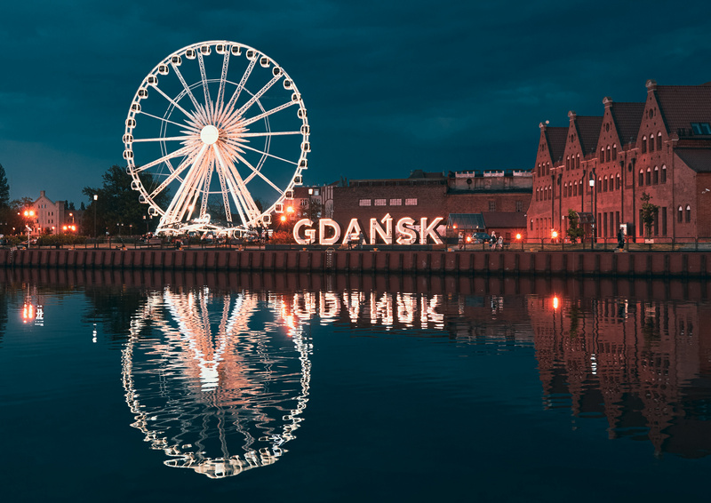 Koło widokowe - jedna z popularnych atrakcji Gdańska