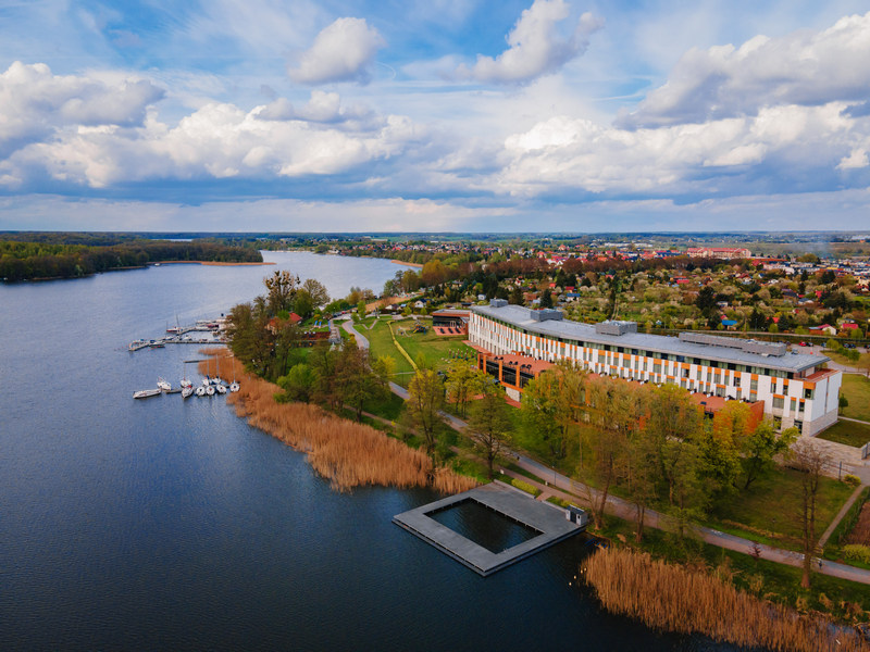 Grand Hotel Tiffi nad jeziorem