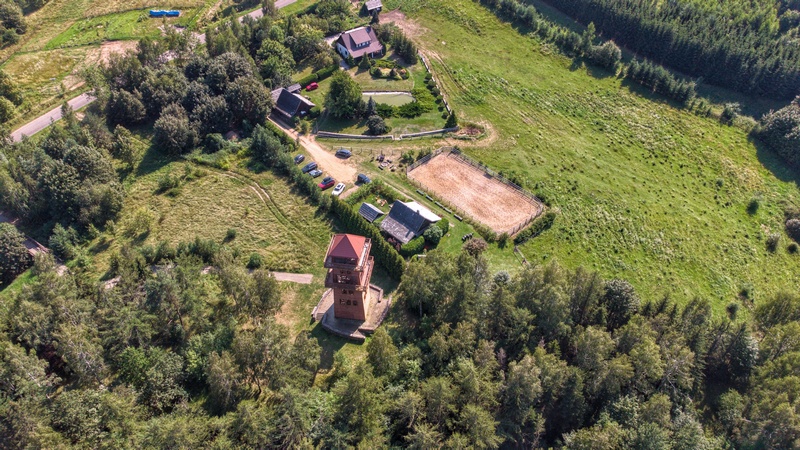 Wieża widokowa w Starych Juchach