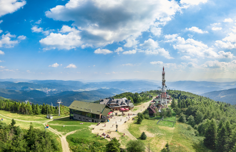 Jaworzyna Krynicka i panorama Beskidów