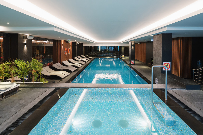Basen w Grand Hotel Tiffi