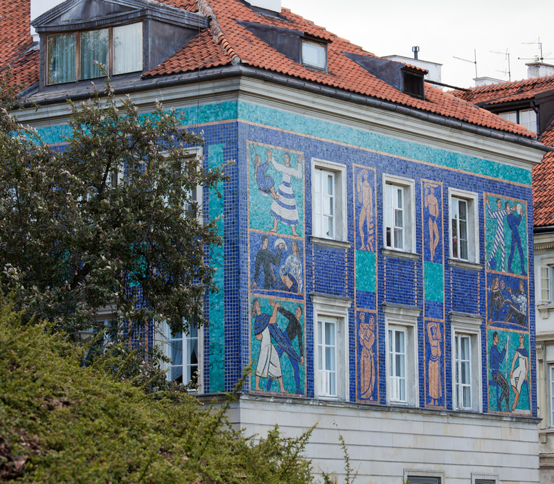 Mozaika na kamienicy w Warszawie