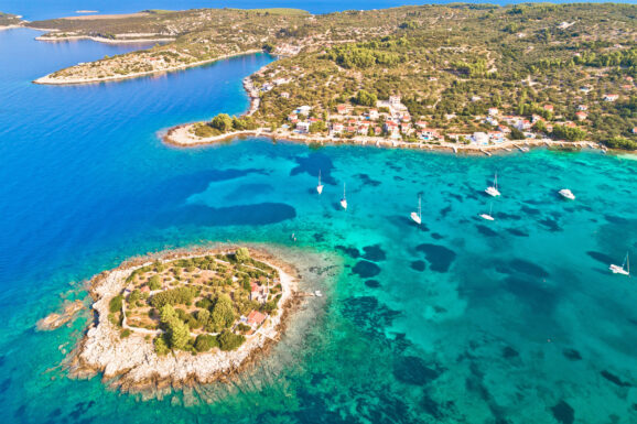 Korčula – co zobaczyć na tej pięknej chorwackiej wyspie?
