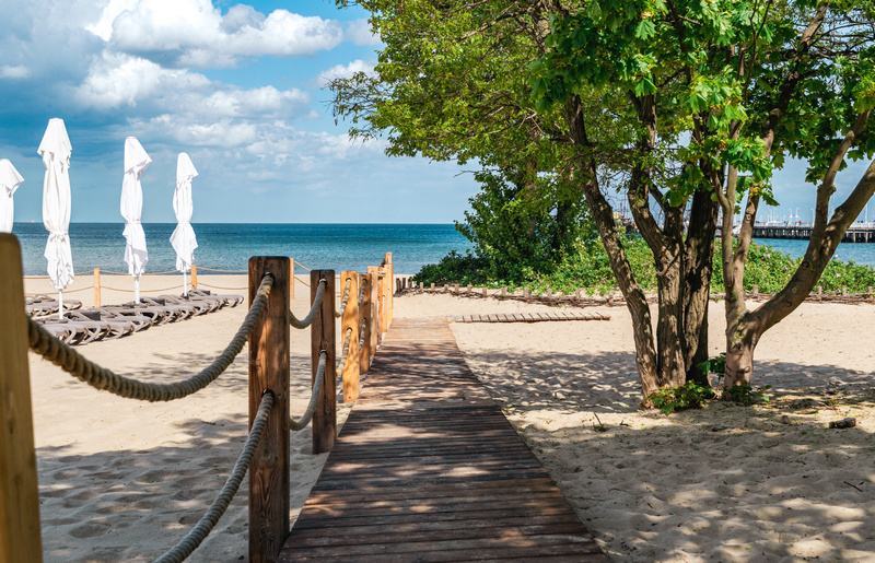 Piękna plaża nad Bałtykiem w Gdańsku