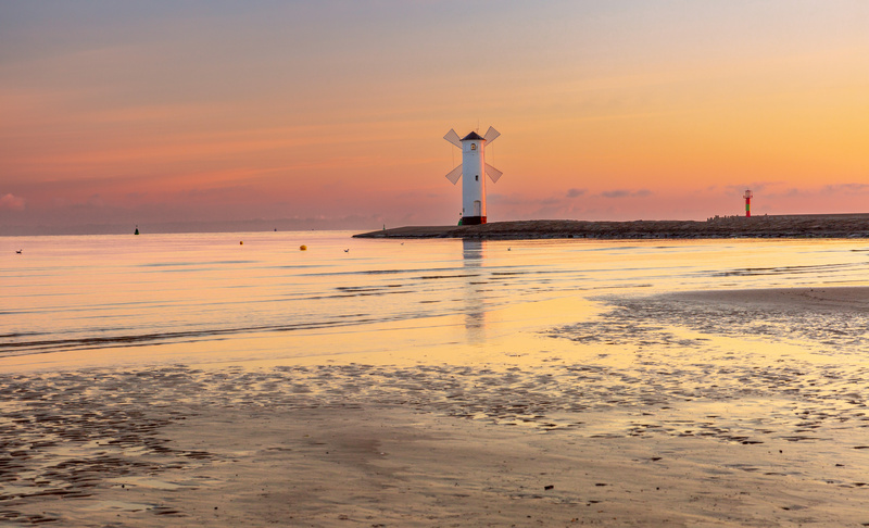 Plaża w Świnoujściu z widokiem na Stawę Młyny