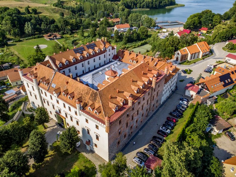 Hotel Zamek Ryn na Mazurach – nocleg w odrestaurowanym zamku