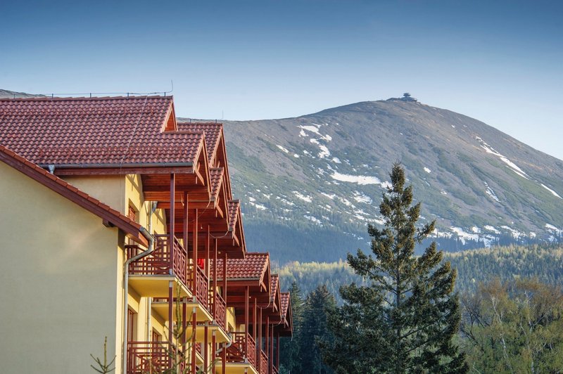 Hotel w górach z widokiem na Karkonosze
