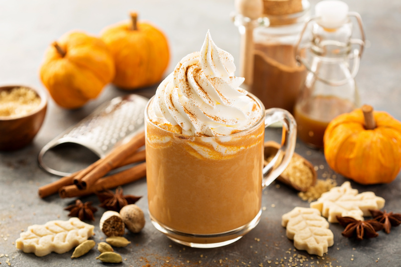 Jesienne pumpkin spice latte