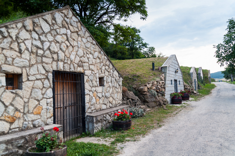 Piwnice w Hercegkút w wiosce Tokaj