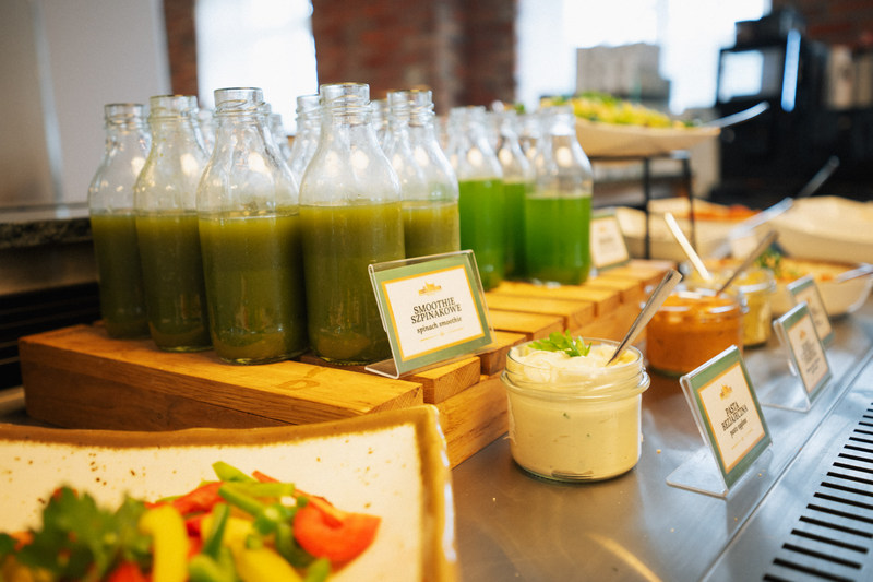 Smoothie w bufecie śniadaniowym hotelu Zamek Gniew