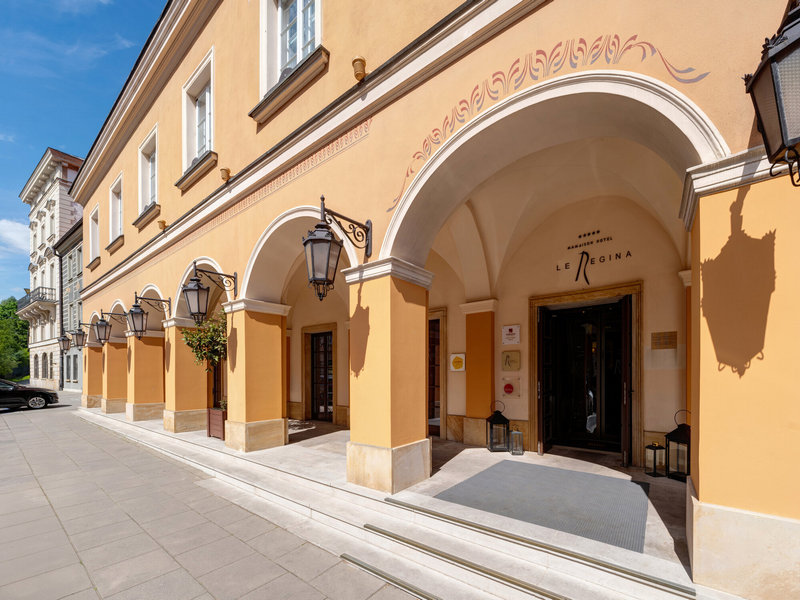 Budynek hotelu Mamaison Le Regina