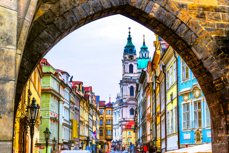 Kolorowe kamienice w Pradze