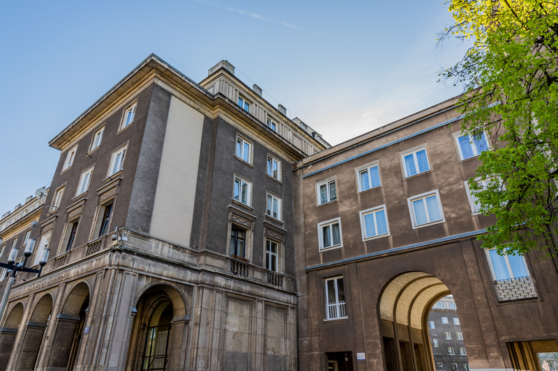 Jeden z bloków mieszkalnych w Nowej Hucie