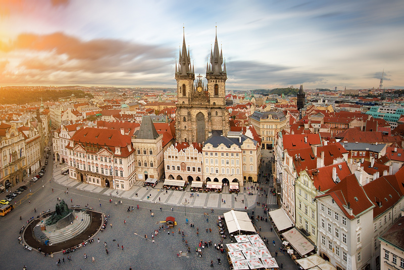 Widok na rynek starego miasta Pragi