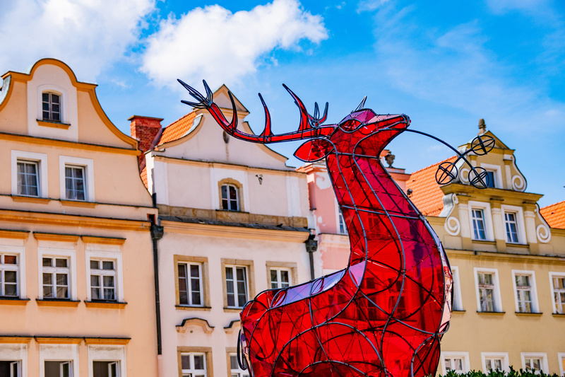 Rzeźba jelenia w Jeleniej Górze