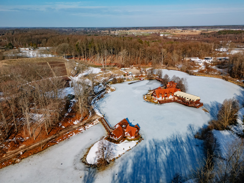 Jezioro na terenie Doliny Charlotty