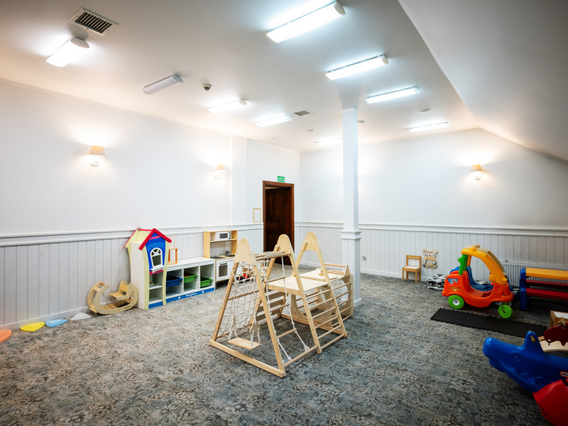 Sala zabaw w Dolinie Charlotty