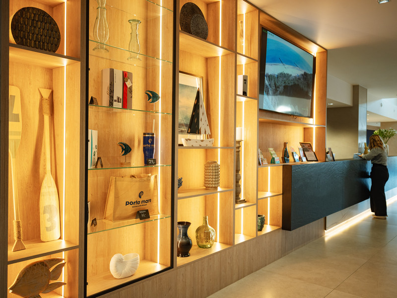 Recepcja Porta Mare Active & Spa Resort w Dziwnówku